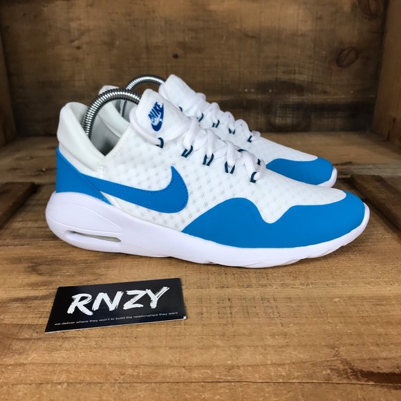 Nike Shoes - NEW Nike Air Max Sasha